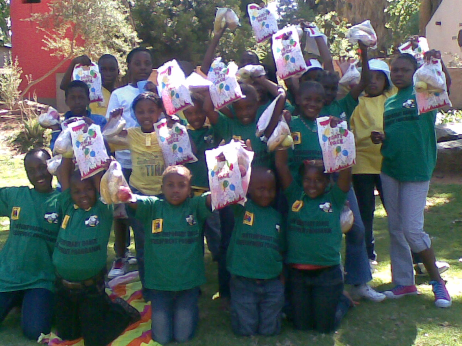 The children visited Pretoria Zoo and given Party Packs